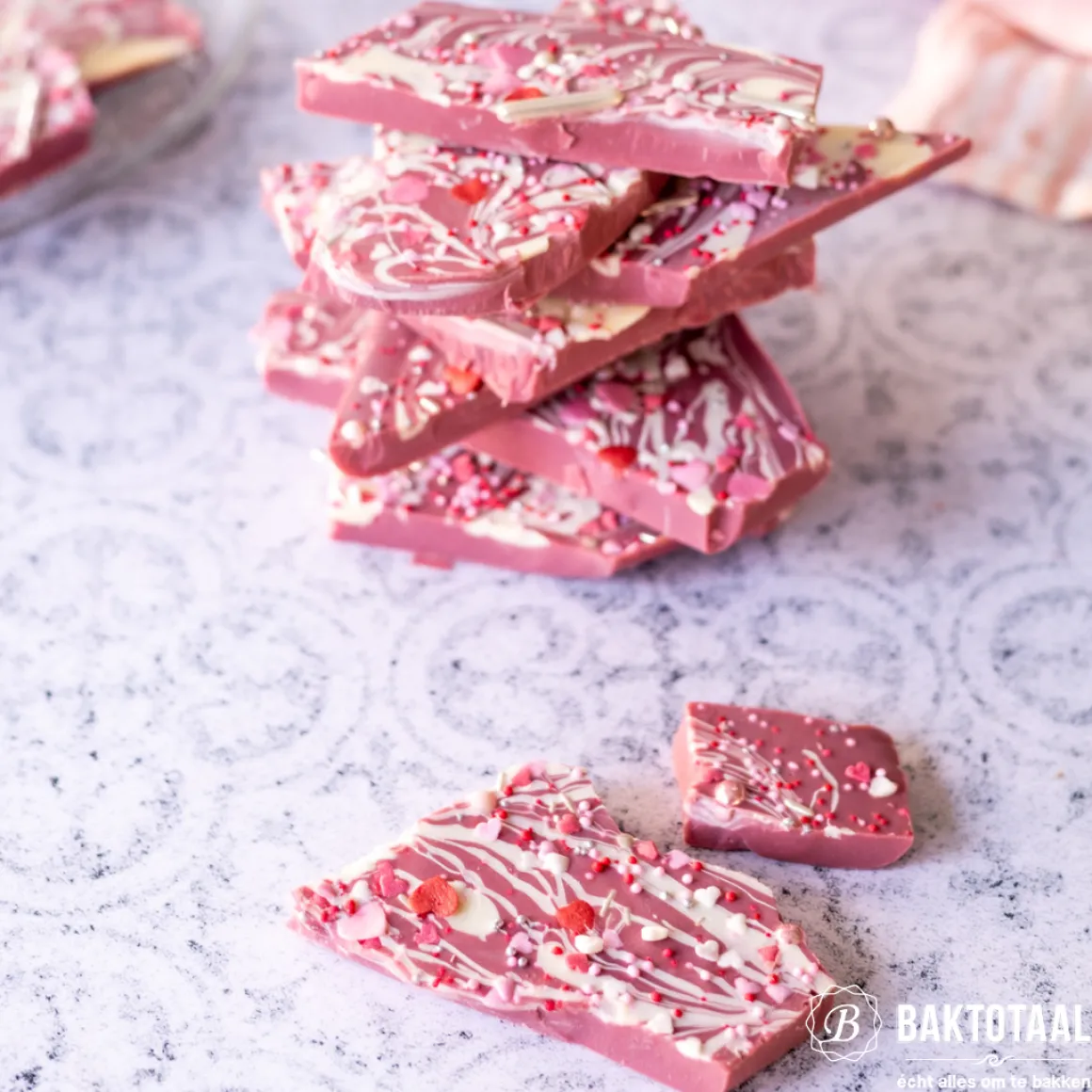 BrandNewCake Confetti Hartjes mix 60gr.