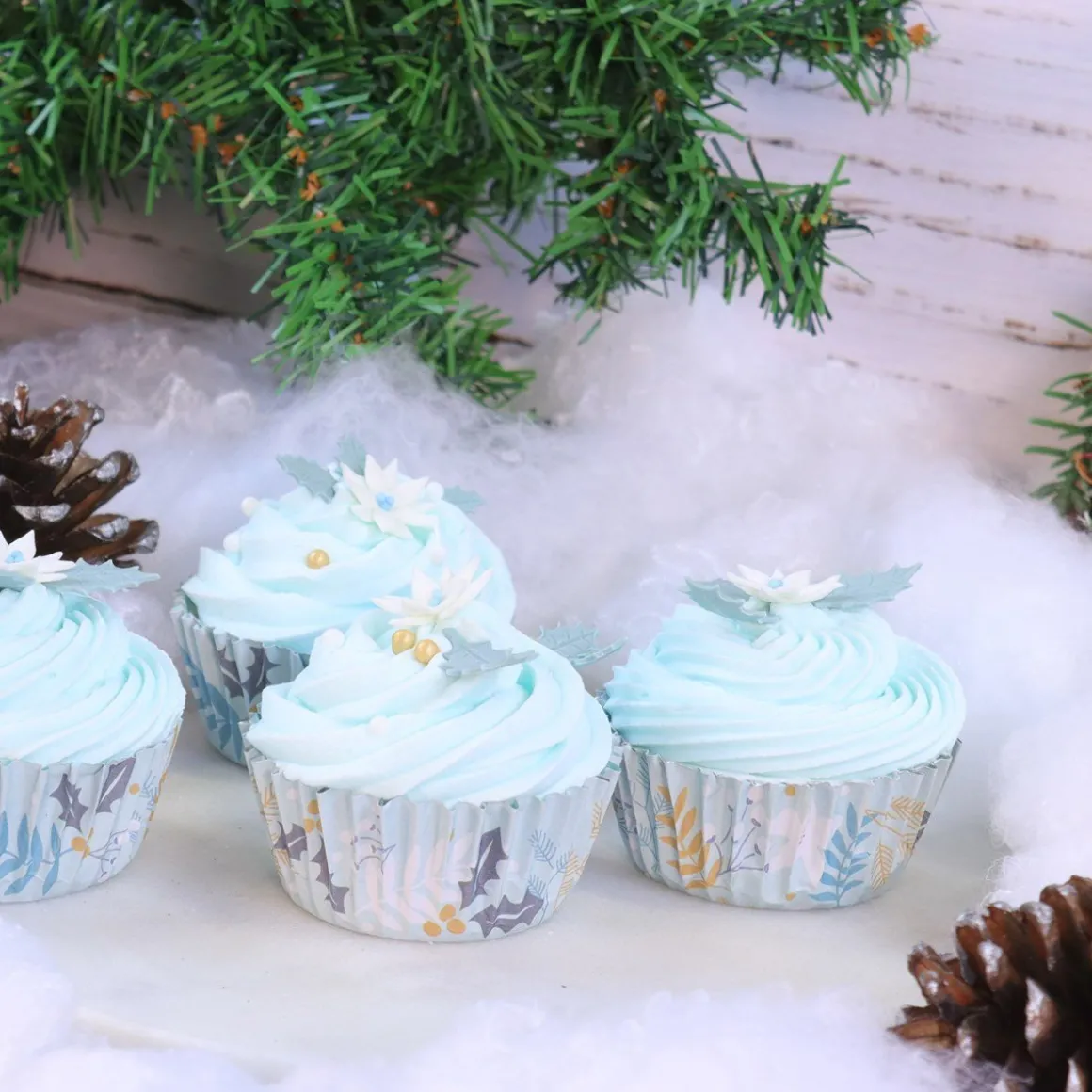 Cupcake Vormpjes PME Winter Bloemen 30 stuks**