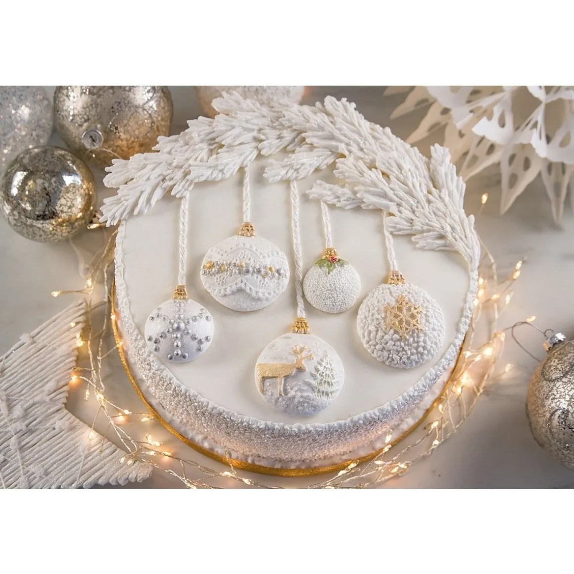 Karen Davies Mold Kerstballen