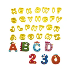 Koekjes Uitstekers Cijfers en Alfabet Set/36