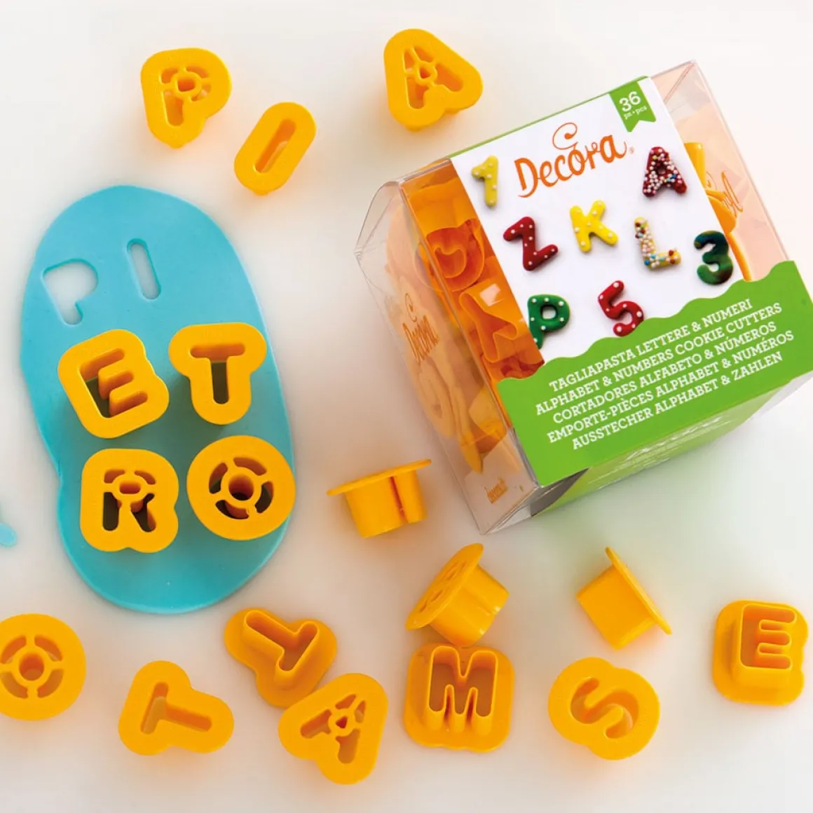 Koekjes Uitstekers Cijfers en Alfabet Set/36