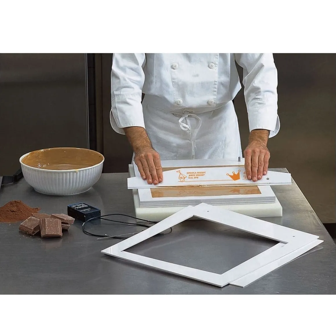 Martellato Kapseltrek Frame 570x370x3(h)mm**