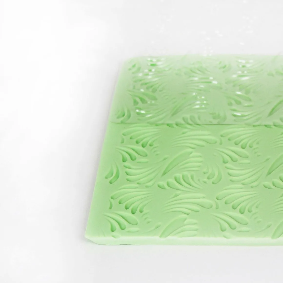 PME Impression Mat Elegant Wave Design