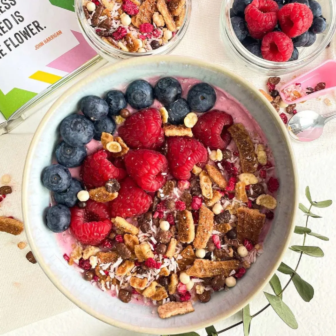 Sprinkles Berrylicious Coco Twist Topping 40g**